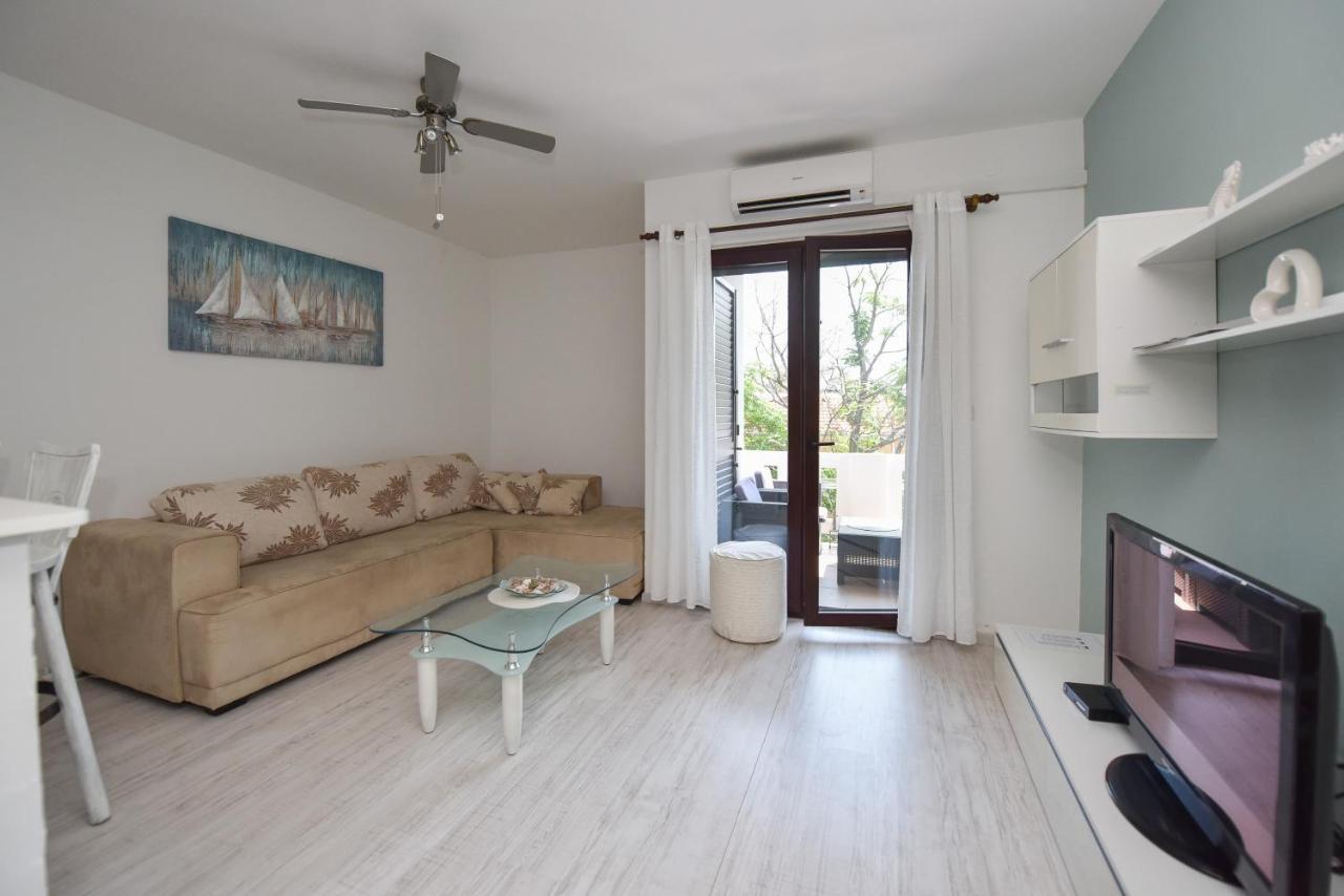 Sandrina Appartement *